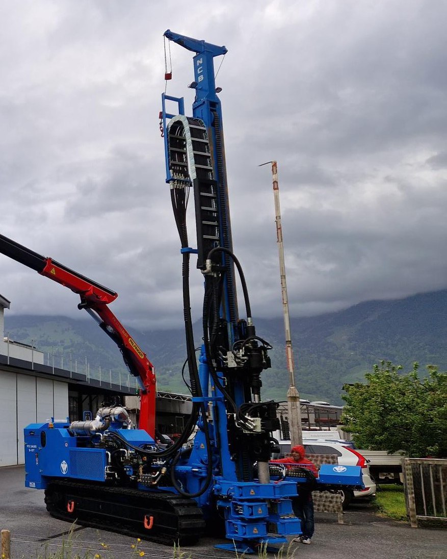 NCB FD 2400 S-DT Raupenbohranlage